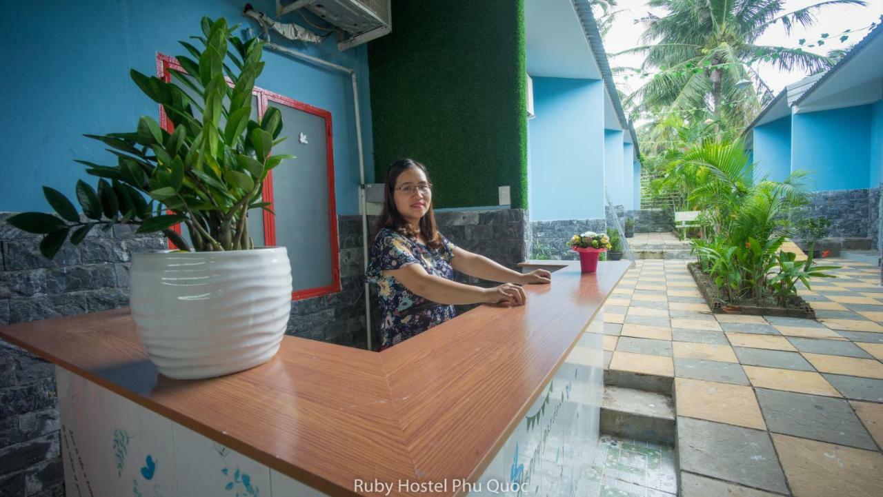 Ruby Phu Quoc Hostel Extérieur photo